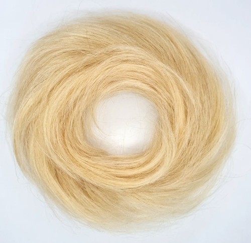 Doczepiany kok z naturalnych włosów kolor jasny blond