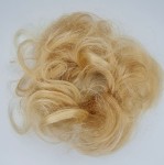 Doczepiany kok z naturalnych włosów kolor blond baleyage - falowane włosy