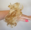 Doczepiany kok z naturalnych włosów blond baleyage falowane włosy 4.jpg