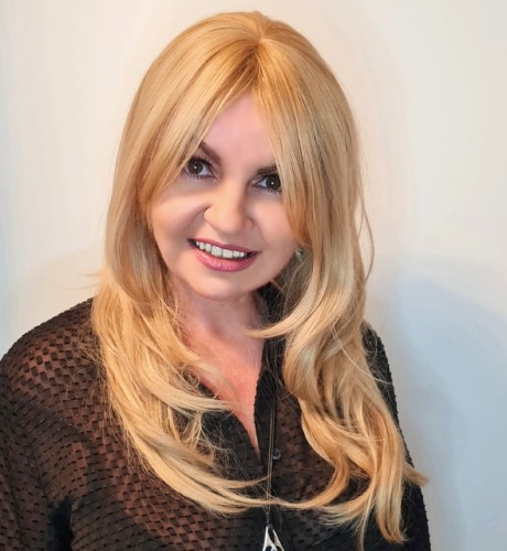 Peruka syntetyczna z grzywką PORTO 55cm ciepły blond z odrostem