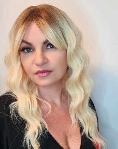 Peruka syntetyczna LOS ANGELES 50cm chłodny blond z odrostem falowane włosy