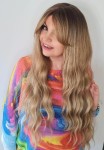 Peruka syntetyczna z grzywką BERGAMO 70cm piaskowy blond z baleyage 
