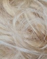 Klasyczny_kok_naturalny_jasny_blond_falowane włosy_2.jpg