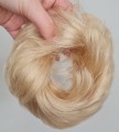 Kok_na_gumce_z_naturalnych_włosów_gęste_włosy_jasny_blond_4.jpg