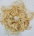 Kok_na_gumce_długie_włosy_jasny_blond_1.jpg