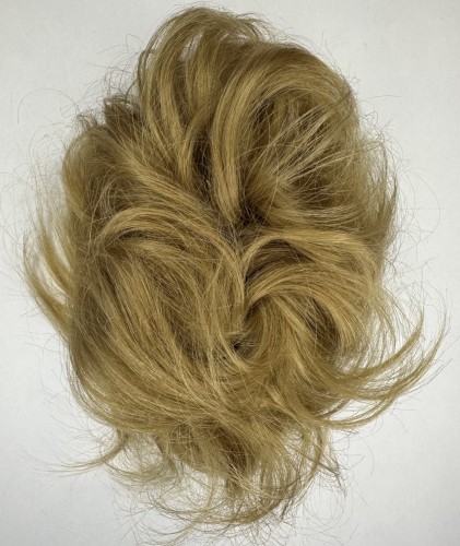 Doczepiany kok na dużej spince z naturalnych włosów kolor ciemny blond