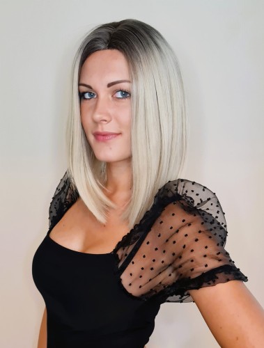 Peruka syntetyczna BRNO 35cm jasny blond z odrostem Natural Hair Line