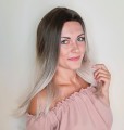 Peruka_syntetyczna_jasny_chłodny_blond_z_odrostem_VIGO_9.jpg