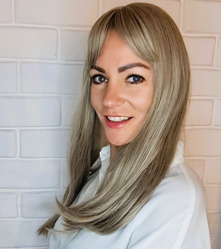 Peruka syntetyczna z grzywką NEAPOL 50cm popielaty blond