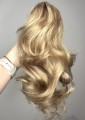 Kok_na_spince_z_długimi_włosami_blond_baleyage_3.jpeg