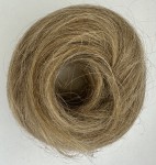Doczepiany kok z naturalnych włosów kolor piaskowy blond