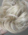 Doczepiany_kok_z_naturalnych_włosów_bardzo_jasny_chłodny_blond_falowane_włosy_4.jpg