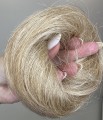 Doczepiany_kok_na_gumce_z_naturalnych_włosów_piaskowy_blond_4.jpg